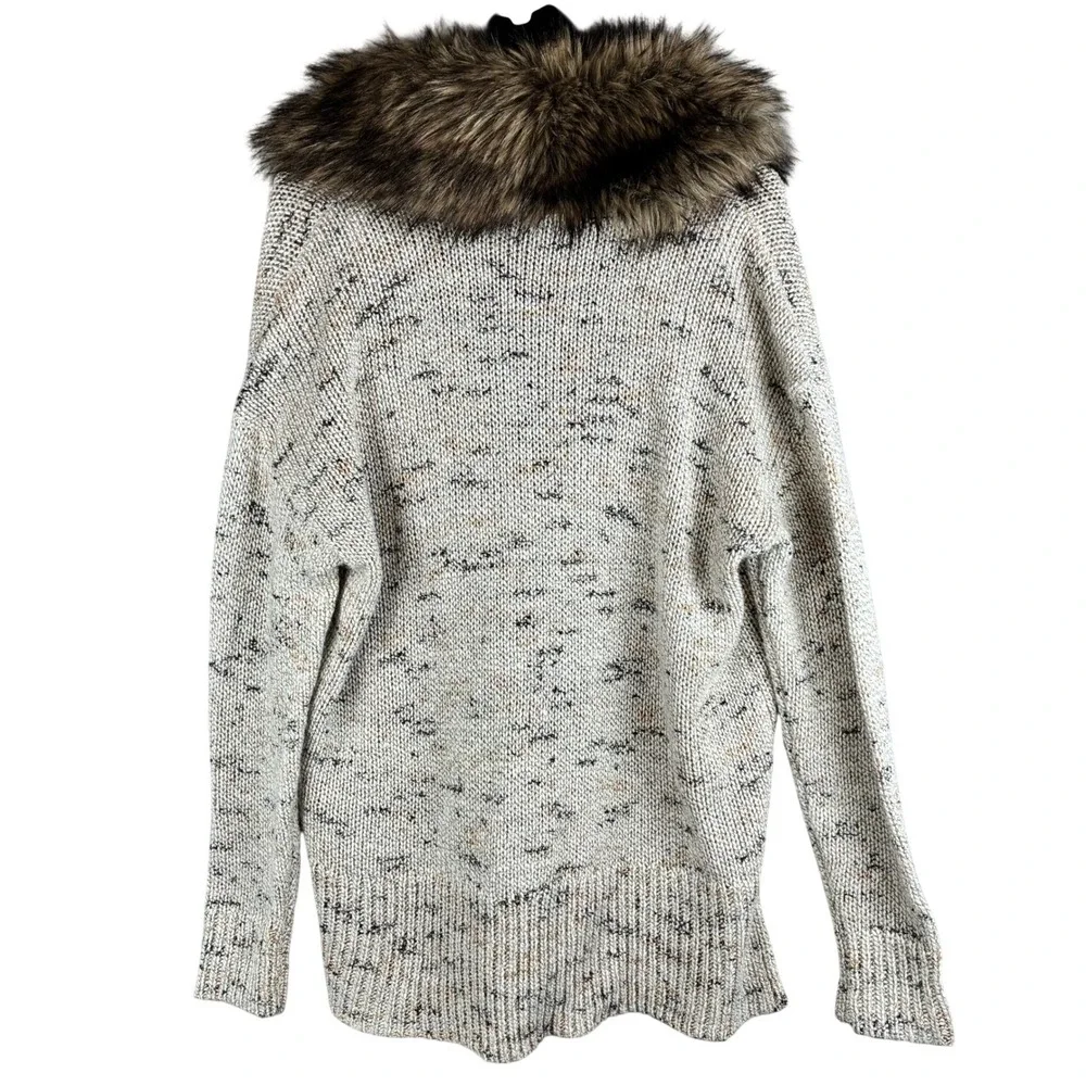 NWT Lane Bryant Cardigan Sweater Removable Faux Fur Trim 18/20 Chunky Wool Blend